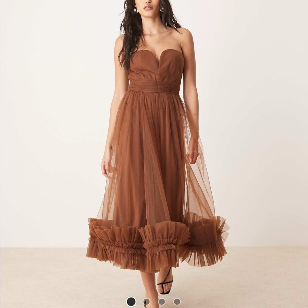 NWT Lace & Beads corset style tulle ruffle hem dress
